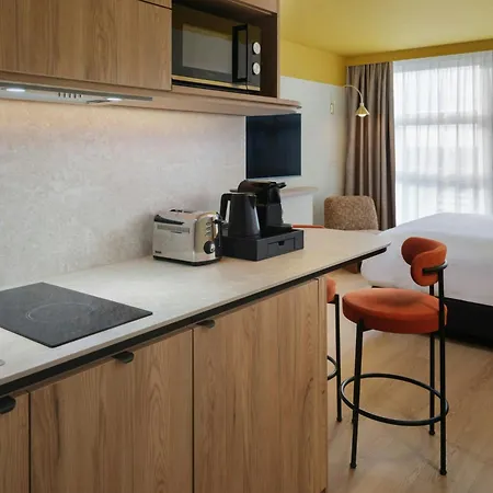 Aparthotel By Marriott Lille