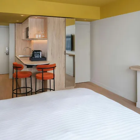 By Marriott Aparthotel 3*