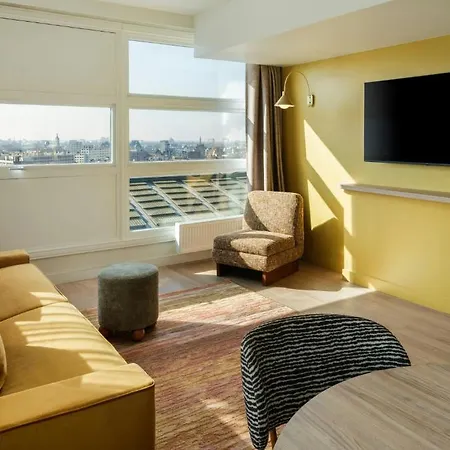 By Marriott Aparthotel