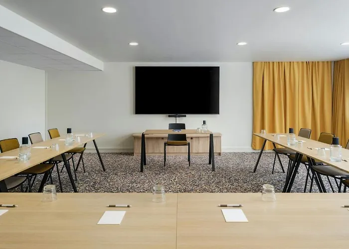 Residence Inn By Marriott Lille 3* Λιλ